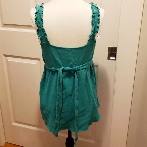 Motherhood Sz M Smocked Top - Picture 6 of 6